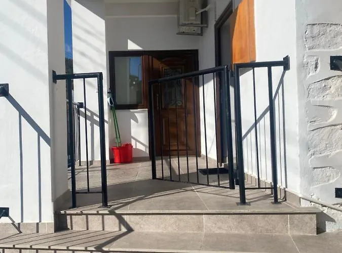 Theonikoshouse Διαμέρισμα *